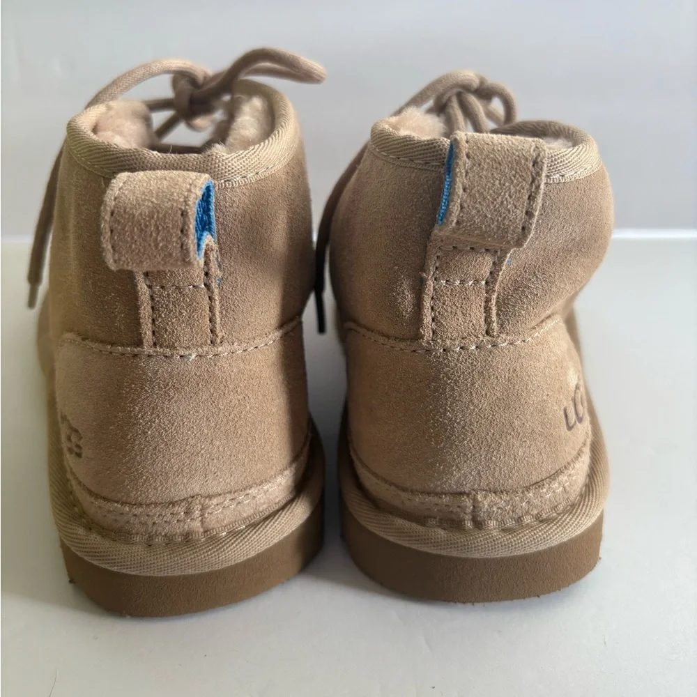 NWOT UGG Neumel Boot Size 5 Men’s/ 6.5 Women’s